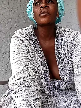 Snapshot of MatureGoddess_ chatting on 03-13-26, 10:33 MatureGoddess online show from 03-13-26, 10:33