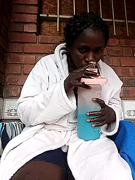 Snapshot of MatureGoddess_ chatting on 03-31-26, 05:08 MatureGoddess online show from 03-31-26, 05:08