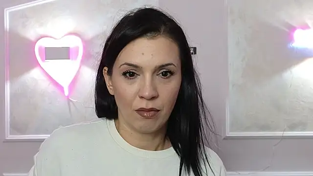 Snapshot of AlyaRei chatting on 11-09-25, 07:34 AlyaRei online show from 11-09-25, 07:34