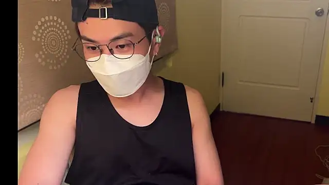 Snapshot of tamago6699 chatting on 04-12-26, 04:12 tamago6699 online show from 04-12-26, 04:12