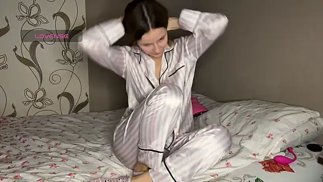 AlmaLitaa online show from 09-24-25, 04:10