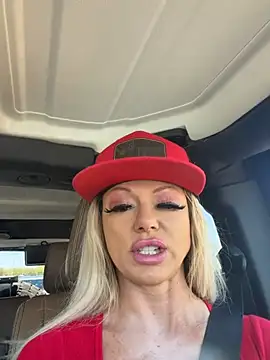 chanelstjames online show from 06-30-26, 07:37