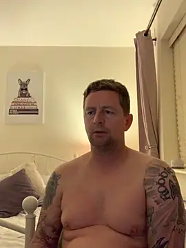 Snapshot of Crusher19830 chatting on 10-28-25, 07:38 Crusher19830 online show from 10-28-25, 07:38