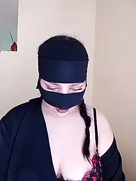 Snapshot of Diva_watine chatting on 11-01-25, 12:51 Diva watine online show from 11-01-25, 12:51