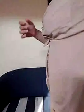 Snapshot of Diva_watine chatting on 11-06-25, 03:57 Diva watine online show from 11-06-25, 03:57