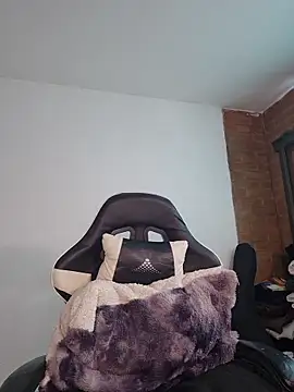 77Neferkitty77 online show from 03-24-26, 09:42