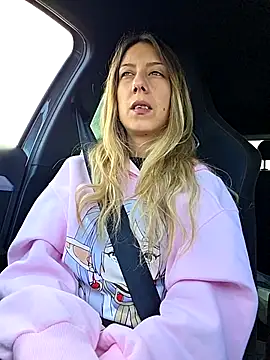 Snapshot of PetiteSecrets chatting on 11-12-25, 10:26 PetiteSecrets online show from 11-12-25, 10:26