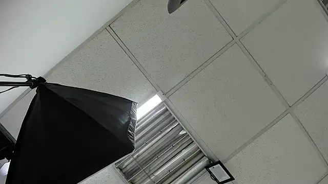 Snapshot of Aisha_hotts777 chatting on 03-22-26, 01:53 Aisha hotts777 online show from 03-22-26, 01:53