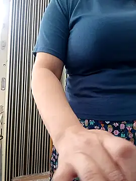  Babyrose  online show from 09-09-25, 05:18