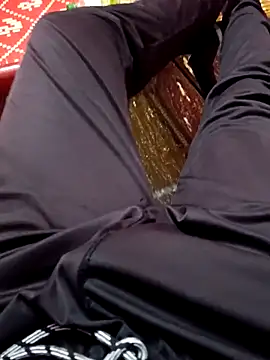 dolphiinn online show from 11-08-25, 01:44