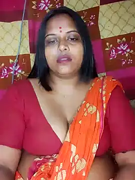 Hot-Show2 online show from 10-02-25, 05:31