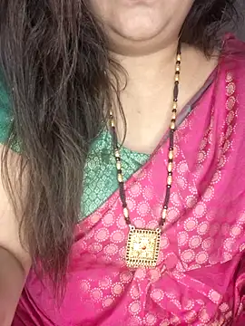 indian-hotmilfs online show from 05-10-26, 01:11
