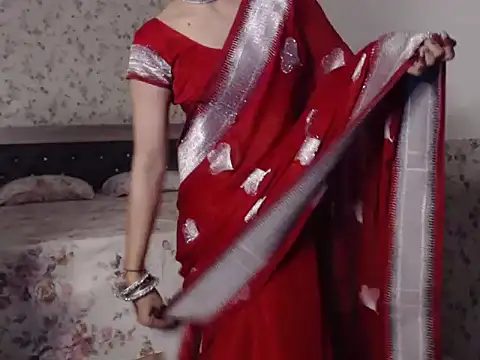 Snapshot of snow_white123 chatting on 10-20-25, 09:04 snow white123 online show from 10-20-25, 09:04