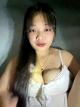 Lyrasss online show from 09-15-25, 04:07