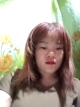 Snapshot of sukabae00 chatting on 10-13-25, 10:43 sukabae00 online show from 10-13-25, 10:43