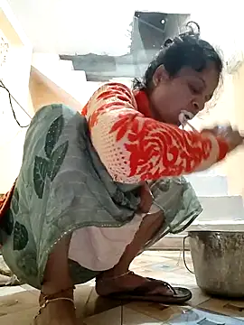 Sonam dhakad online show from 12-22-25, 11:46