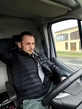 papichulo0099 online show from 12-04-25, 07:17