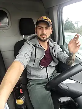 papichulo0099 online show from 12-19-25, 10:00