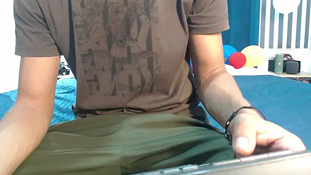 latinbigcrazy online show from 06-30-26, 05:41