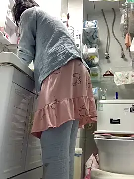 Snapshot of cgooh-611 chatting on 10-22-25, 03:40 cgooh-611 online show from 10-22-25, 03:40