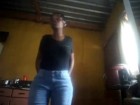 Caramelchick01 online show from 09-24-25, 09:45