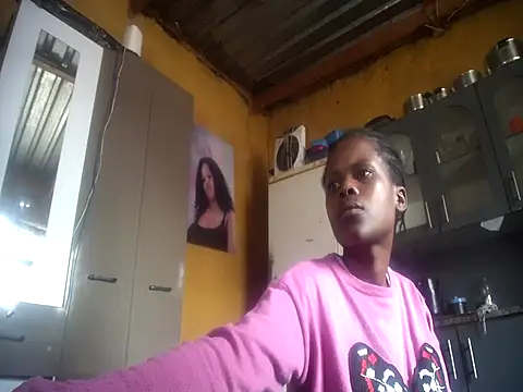 Caramelchick01 online show from 11-18-25, 11:03