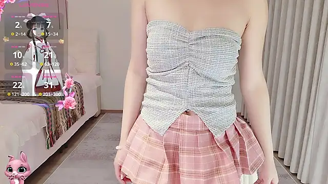 Snapshot of Bella-ox chatting on 04-25-26, 10:07 Bella-ox online show from 04-25-26, 10:07