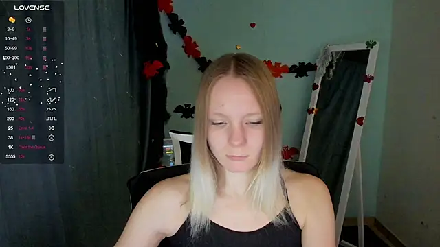 Kassandra XX online show from 10-30-25, 01:01