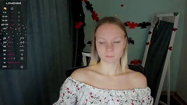 Kassandra XX online show from 10-31-25, 07:31