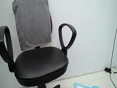  Lady- online show from 04-30-26, 09:08