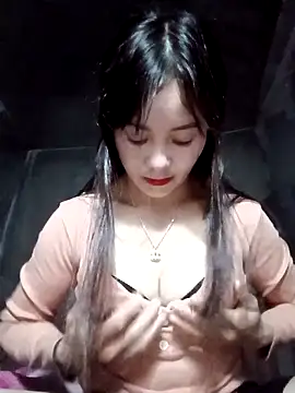 TinTim02 online show from 11-17-25, 02:01