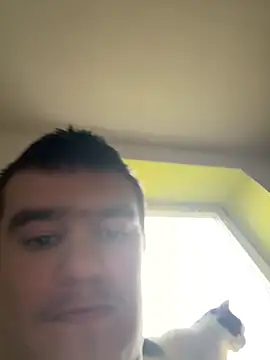 Snapshot of pussyhunter323557 chatting on 11-21-25, 01:43 pussyhunter323557 online show from 11-21-25, 01:43