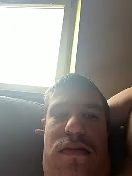 Snapshot of pussyhunter323557 chatting on 03-08-26, 12:31 pussyhunter323557 online show from 03-08-26, 12:31