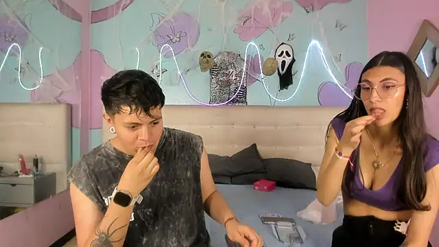 Ethan N Abby online show from 10-17-25, 07:38