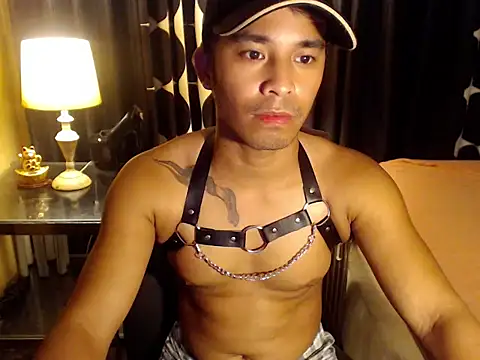 AsianHorseCockOwen online show from 01-18-26, 07:34