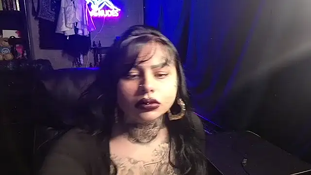 chicanachic13 online show from 03-11-26, 06:08