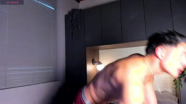 AustinJones  online show from 10-04-25, 08:18