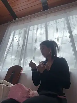 Snapshot of Victoria_alson chatting on 09-09-25, 04:28 Victoria alson online show from 09-09-25, 04:28