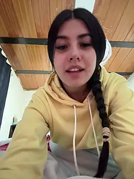 Snapshot of Victoria_alson chatting on 09-11-25, 09:31 Victoria alson online show from 09-11-25, 09:31