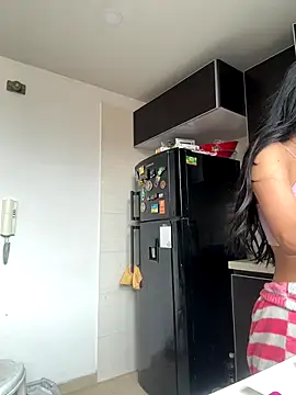 Snapshot of Victoria_alson chatting on 10-10-25, 02:38 Victoria alson online show from 10-10-25, 02:38