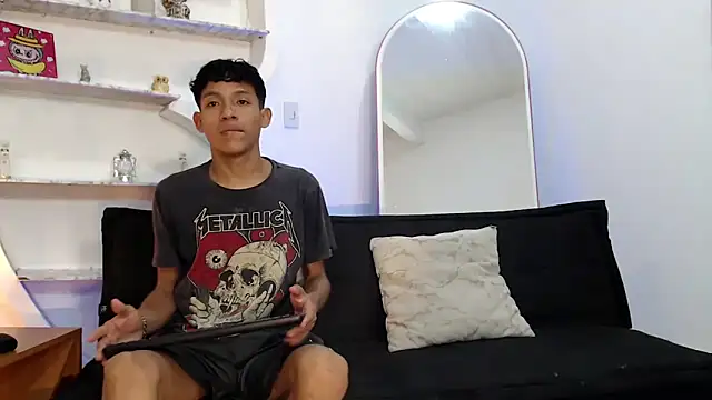 BEAUTY BOYS1 online show from 09-13-25, 07:08