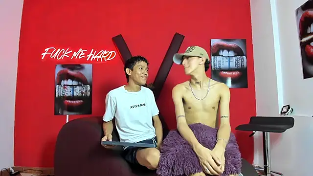 BEAUTY BOYS1 online show from 02-26-26, 07:46