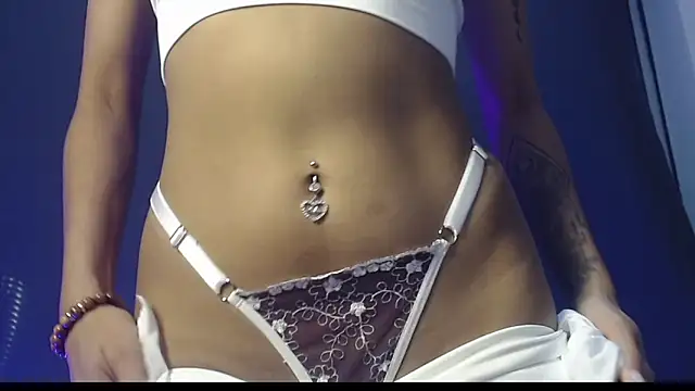 Snapshot of anne_colucci chatting on 09-09-25, 05:40 anne colucci online show from 09-09-25, 05:40