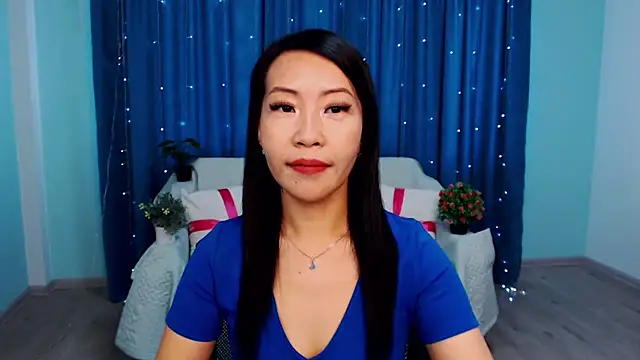 Snapshot of LiaPak chatting on 10-09-25, 03:15 LiaPak online show from 10-09-25, 03:15