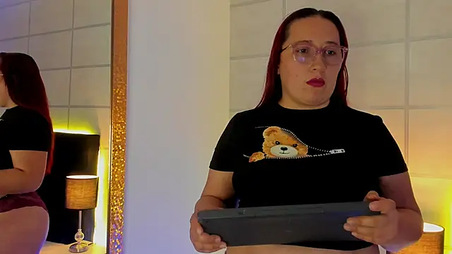 Snapshot of fieryluciana chatting on 10-08-25, 05:49 fieryluciana online show from 10-08-25, 05:49