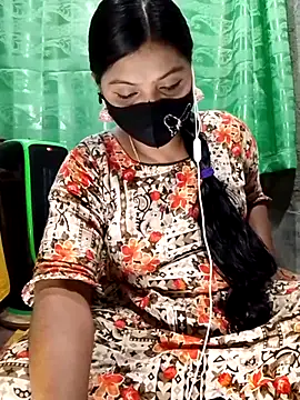 Snapshot of Mistompa24 chatting on 02-18-26, 04:25 Mistompa24 online show from 02-18-26, 04:25