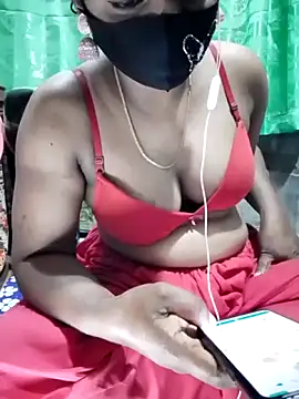 Snapshot of Mistompa24 chatting on 03-04-26, 03:29 Mistompa24 online show from 03-04-26, 03:29