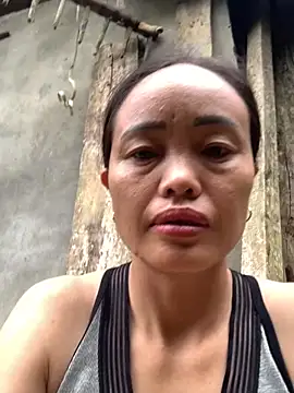 Snapshot of rosa-1200 chatting on 09-10-25, 12:54 rosa-1200 online show from 09-10-25, 12:54