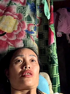 Snapshot of rosa-1200 chatting on 09-13-25, 09:20 rosa-1200 online show from 09-13-25, 09:20