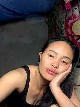 Snapshot of rosa-1200 chatting on 09-15-25, 02:50 rosa-1200 online show from 09-15-25, 02:50